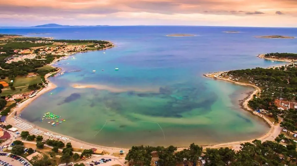 Apartamento Apartmani Tara Medulin Croacia